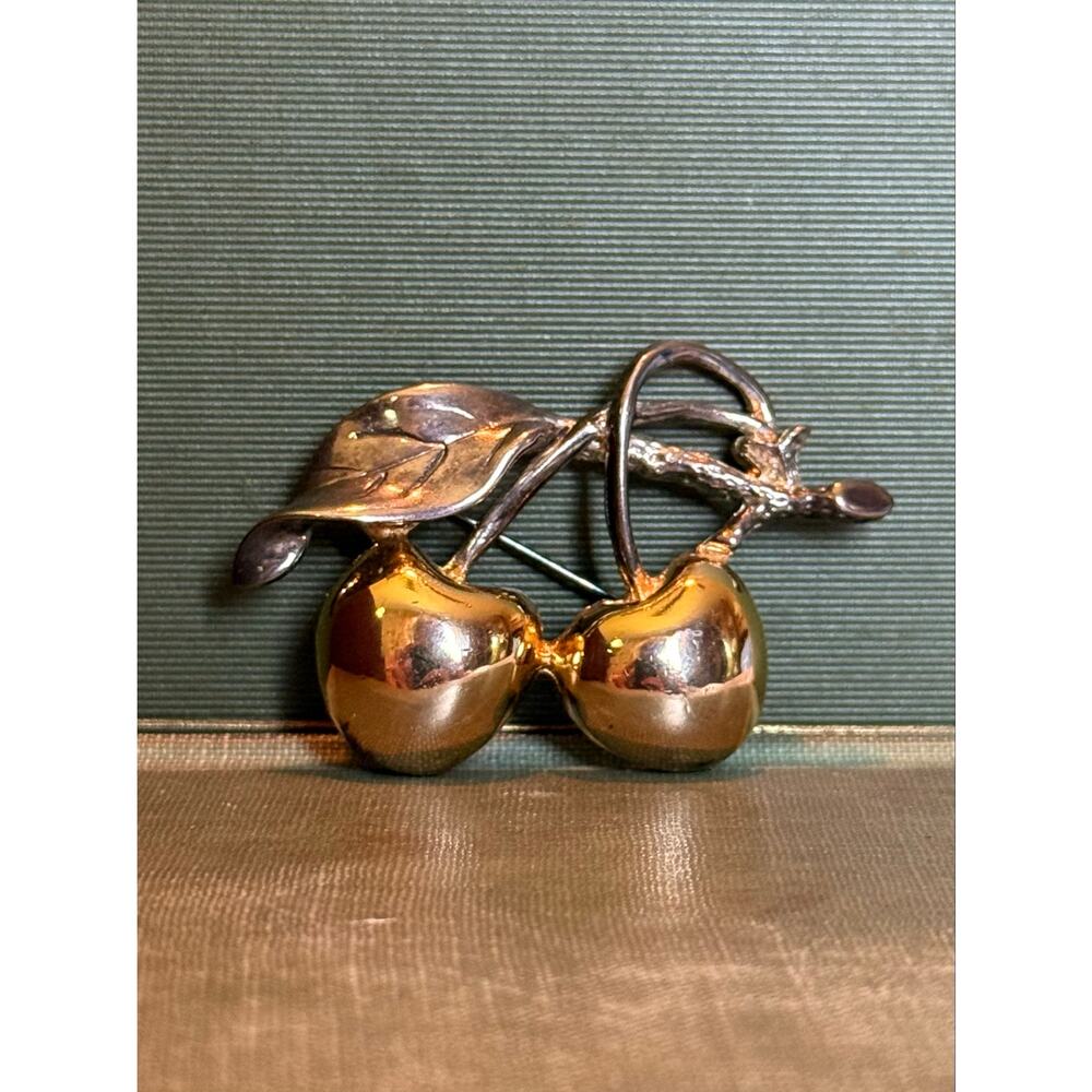 Vintage Cherry Brooch – Gold & Silver‑Tone – 1.5” × 2.5”